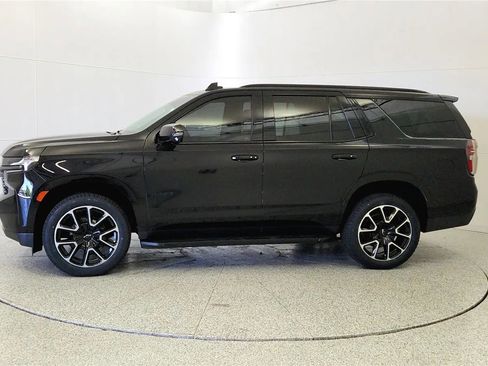 Used 2021 Chevrolet Tahoe RST w/ Luxury Package AWD/4WD image 4