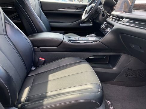 Certified 2023 INFINITI QX60 Sensory w/ Vision Package image 43