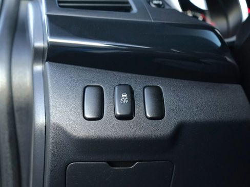 Used 2012 Mitsubishi Lancer Evolution GSR image 17