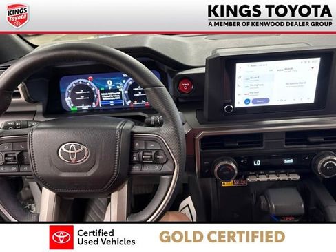 Certified 2025 Toyota 4Runner TRD Off-Road AWD/4WD image 17