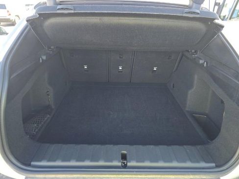 Used 2025 BMW X2 xDrive28i image 6