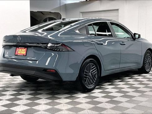 New 2026 Nissan Sentra SV w/ SV Convenience Package FWD image 16