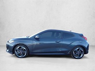 Used 2019 Hyundai Veloster Turbo video 2