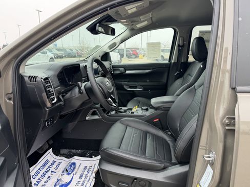 New 2025 Ford Ranger Lariat w/ FX4 Off-Road Package AWD/4WD image 5