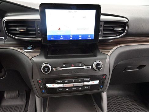 Used 2020 Ford Explorer Limited AWD/4WD image 23