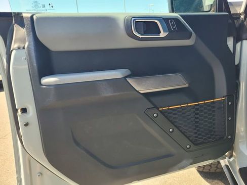 Used 2023 Ford Bronco Badlands image 18