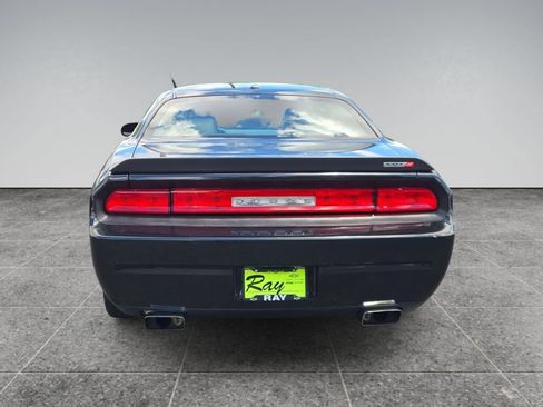 Used 2010 Dodge Challenger SRT8 w/ SRT Option Group II RWD image 5