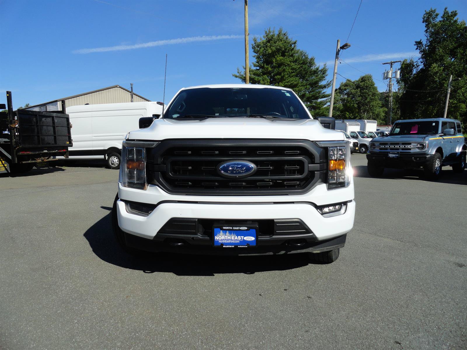 Used 2022 Ford F150 XLT w/ Equipment Group 302A High AWD/4WD image 2
