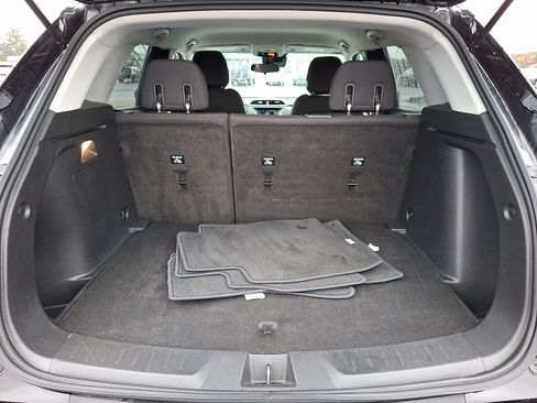 Used 2022 Chevrolet TrailBlazer LT w/ Driver Confidence Package image 28