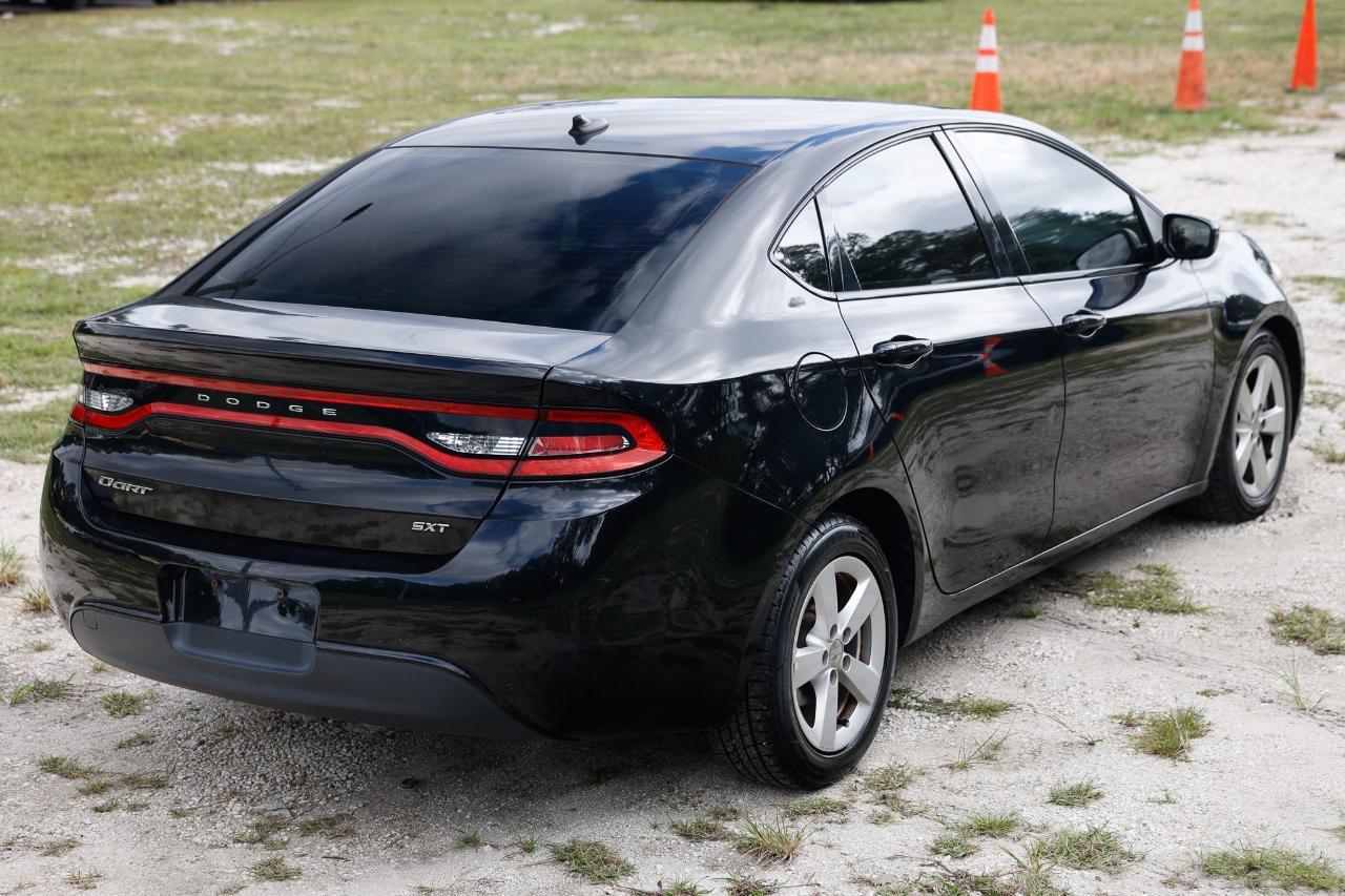 Used 2016 Dodge Dart SXT FWD image 9