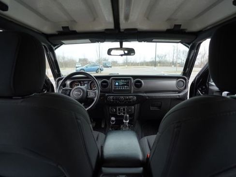 Used 2022 Jeep Wrangler Unlimited Sport image 24