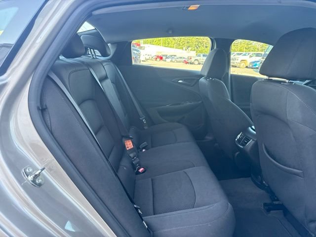 Used 2023 Chevrolet Malibu LT FWD image 15