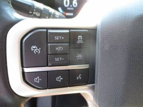 Used 2023 Ford Expedition Max Limited image 19