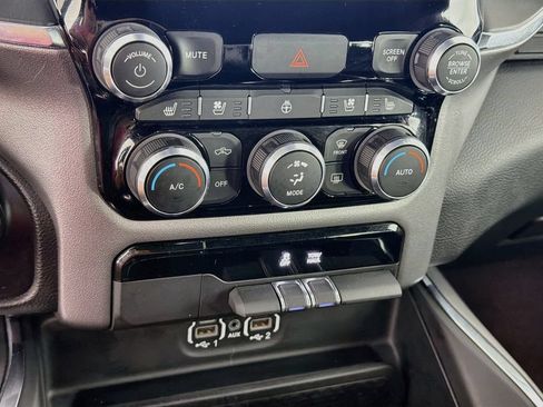 Used 2024 RAM 1500 Laramie RWD image 19