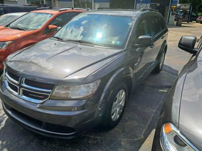 Used 2018 Dodge Journey SE w/ Connectivity Group
