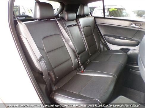 Used 2022 Kia Sportage Nightfall Edition AWD/4WD image 22