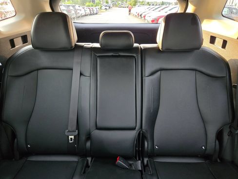 Used 2025 Kia Sportage EX w/ Premium Package FWD image 13
