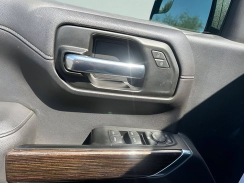 Used 2019 GMC Sierra 1500 SLE w/ SLE Value Package AWD/4WD image 19