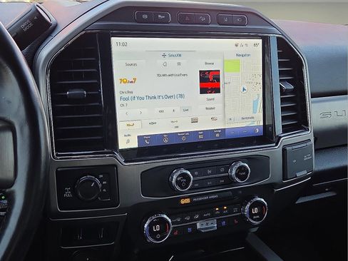 Used 2022 Ford F250 Platinum w/ FX4 Off-Road Package image 17