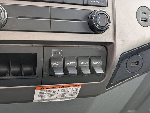 Used 2022 Ford F650 2WD Regular Cab Super Duty image 20