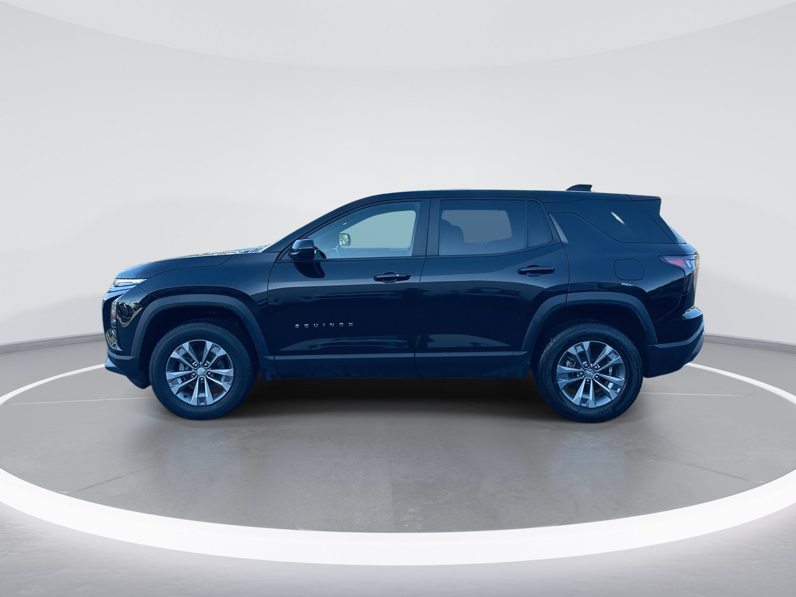 Used 2025 Chevrolet Equinox LT FWD image 6