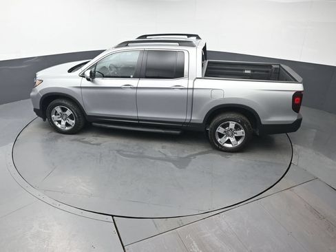 Certified 2025 Honda Ridgeline RTL image 40