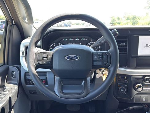 New 2026 Ford F550 4x4 Crew Cab image 14
