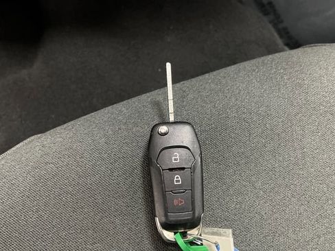 Used 2023 Ford F250 XLT image 25