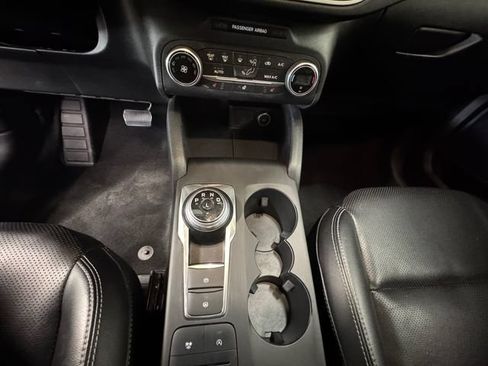 Used 2020 Ford Escape SEL AWD/4WD image 16