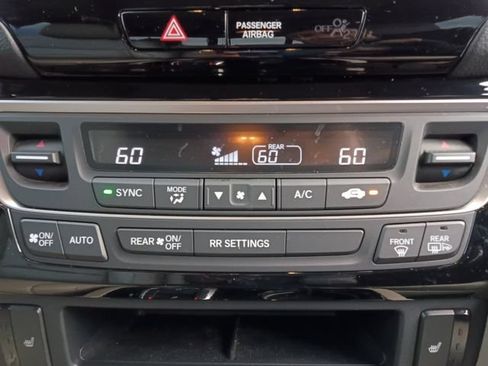 Used 2020 Honda Ridgeline RTL-E image 4