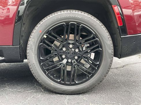 New 2025 Jeep Wagoneer Series II w/ Convenience Group I image 40