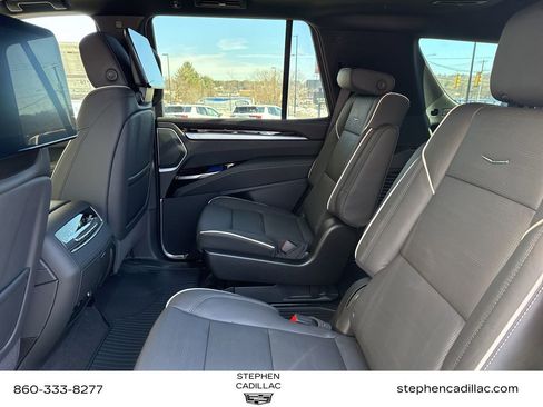 New 2026 Cadillac Escalade Luxury image 10