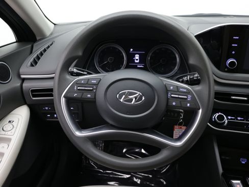 Used 2023 Hyundai Sonata SE FWD image 24