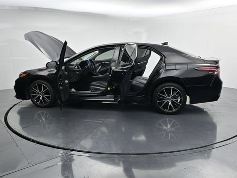 Used 2024 Toyota Camry SE w/ Cold Weather Package AWD/4WD image 42