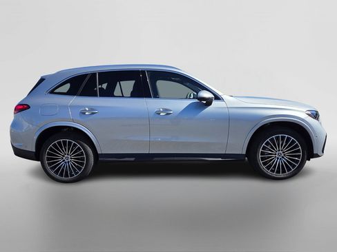 New 2025 Mercedes-Benz GLC 300 image 6