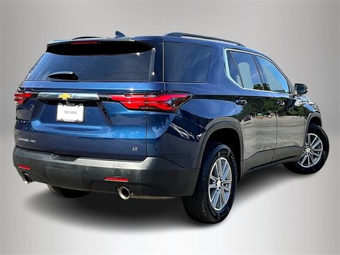 Certified 2022 Chevrolet Traverse LT image 5
