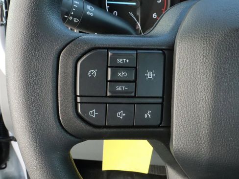 Used 2024 Ford F350 XL w/ XL Chrome Package image 14