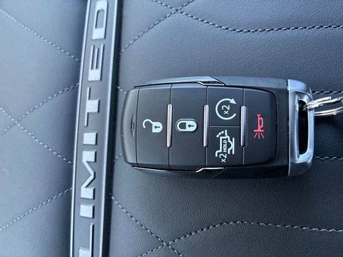 New 2026 RAM 2500 Limited image 30