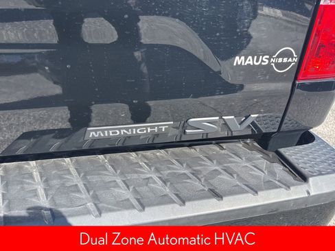 Certified 2024 Nissan Titan SV w/ SV Convenience Package image 7