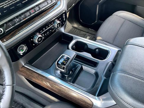 Used 2024 GMC Sierra 1500 Elevation w/ X31 Off-Road Package image 17