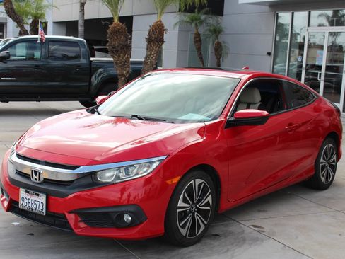 Used 2016 Honda Civic EX-T image 5