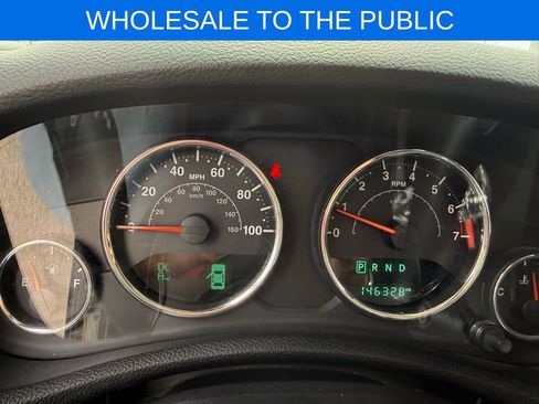 Used 2017 Jeep Wrangler Unlimited Sahara image 15