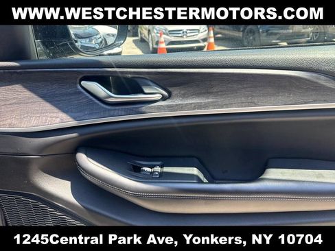 Used 2023 Jeep Grand Cherokee Limited w/ Luxury Tech Group II AWD/4WD image 20