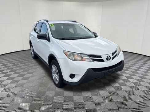 Used 2014 Toyota RAV4 LE AWD/4WD image 3