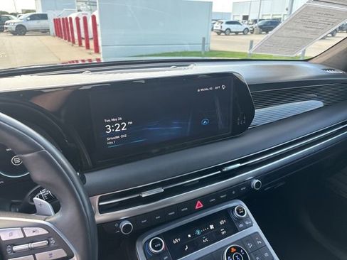 Used 2024 Hyundai Palisade Calligraphy AWD/4WD image 16