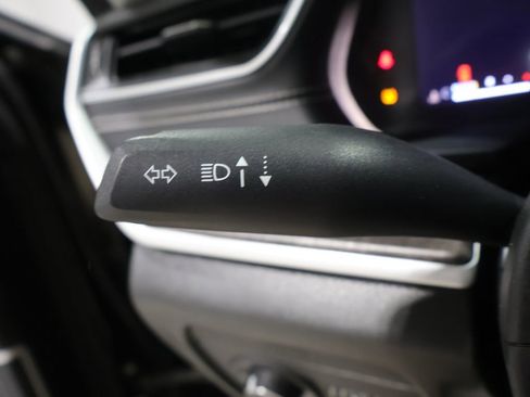 Used 2023 Jeep Grand Cherokee L Limited w/ Luxury Tech Group II AWD/4WD image 36