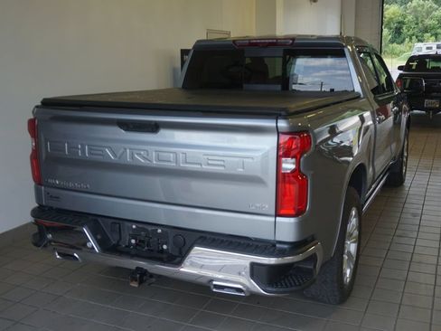 Used 2023 Chevrolet Silverado 1500 LTZ w/ LTZ Premium Package AWD/4WD image 17