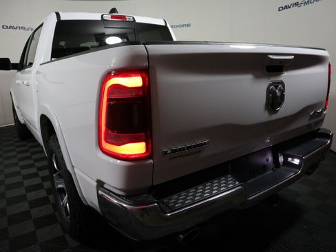 Used 2022 RAM 1500 Laramie AWD/4WD image 9