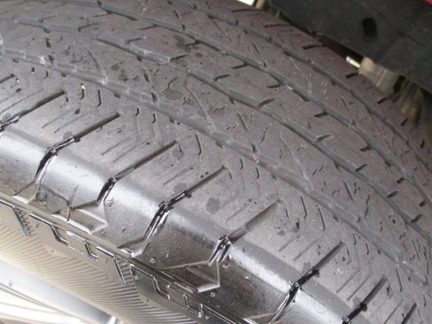 Used 2023 Ford F150 Lariat image 21