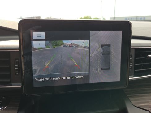Used 2020 Ford Explorer Limited w/ Class III Trailer Tow Package AWD/4WD image 15